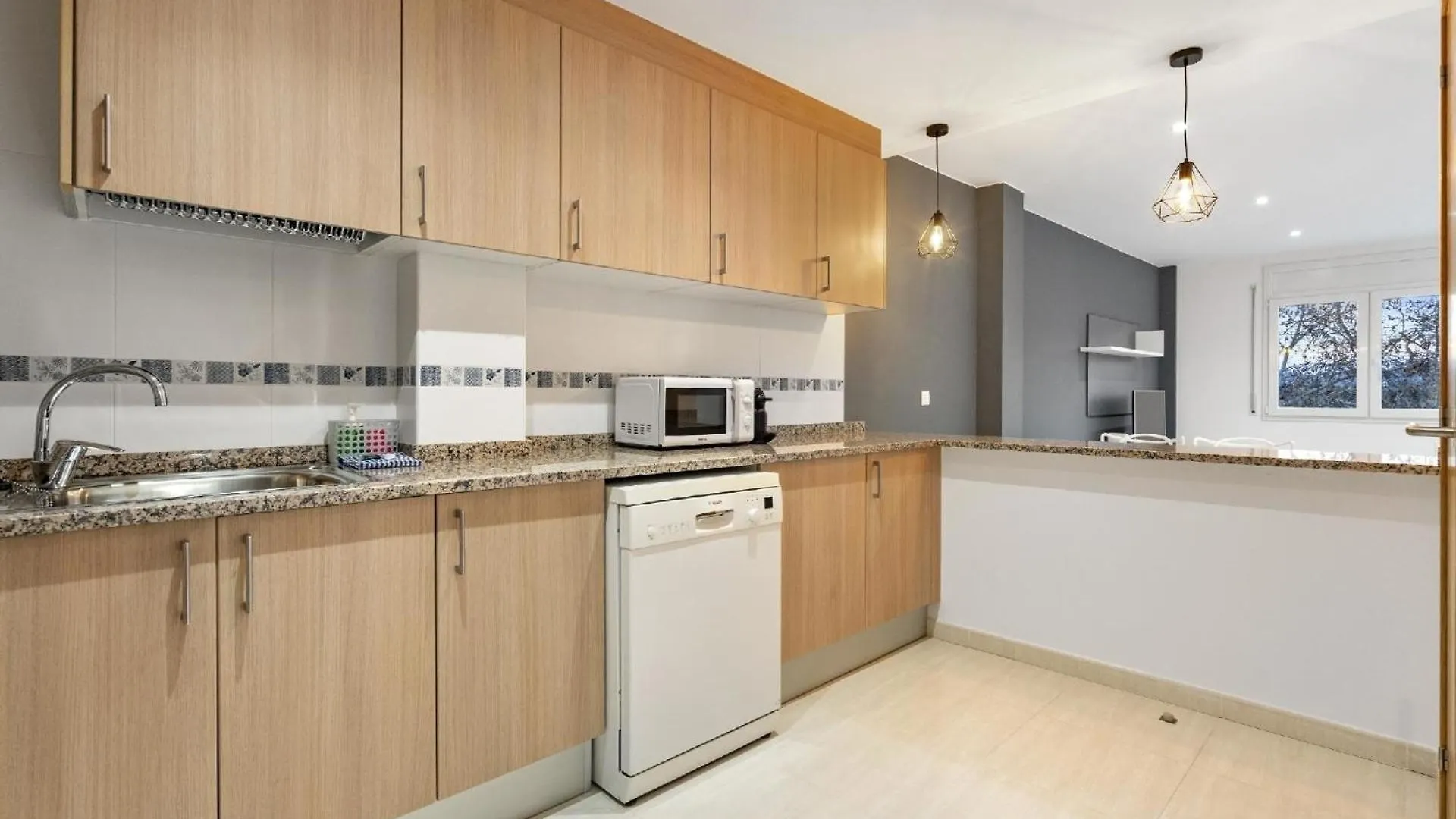 Ferienwohnung Fuer 6 Personen Ca 64 Qm In Roses, Costa Brava Golf De Roses Apartment